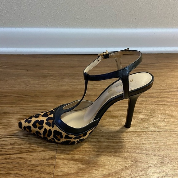 BCBG Generation T-Bar Pump - Picture 5 of 11